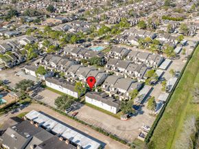 6239 Ludington Drive 22928, Houston TX 77035