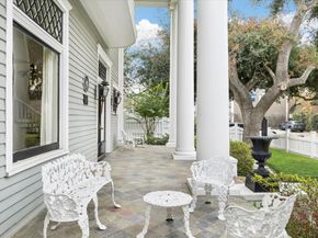 200 Westmoreland Street, Houston TX 77006