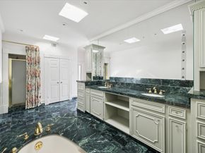 200 Westmoreland Street, Houston TX 77006