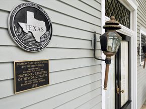 200 Westmoreland Street, Houston TX 77006