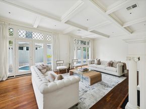 200 Westmoreland Street, Houston TX 77006