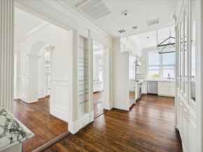 200 Westmoreland Street, Houston TX 77006