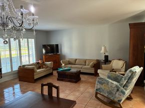 6349 Briar Rose Drive 148, Houston TX 77057