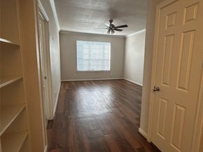 2255 Braeswood Park Drive 218, Houston TX 77030