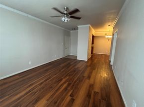 2255 Braeswood Park Drive 218, Houston TX 77030