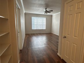 2255 Braeswood Park Drive 218, Houston TX 77030