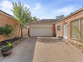 11611 Aspenway Drive, Houston TX 77070