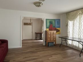 9722 Braesmont Drive, Houston TX 77096