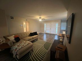 6015 Mcknight Street, Houston TX 77035