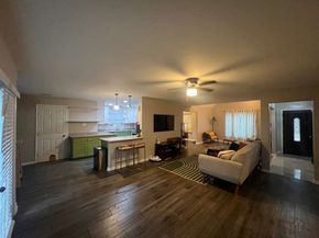 6015 Mcknight Street, Houston TX 77035