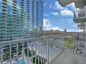 5925 Almeda Road 11306, Houston TX 77004