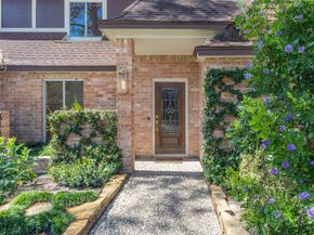 1506 Kempsford Dr, Katy TX 77450