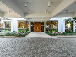 5001 Woodway Drive 1502, Houston TX 77056