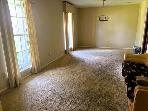 8639 Cedarbrake Drive, Spring Valley Village TX 77055