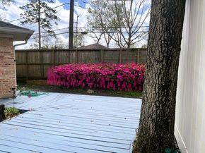 8639 Cedarbrake Drive, Spring Valley Village TX 77055