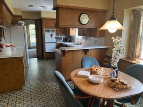 8639 Cedarbrake Drive, Spring Valley Village TX 77055