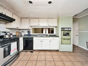 12026 Sela Ln, Houston TX 77072