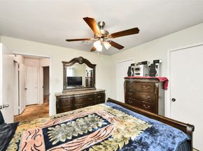 12026 Sela Ln, Houston TX 77072