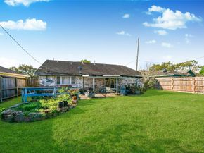 12026 Sela Ln, Houston TX 77072