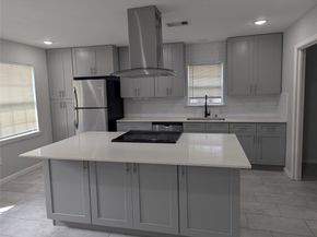 5737 Alvarado Drive, Houston TX 77035