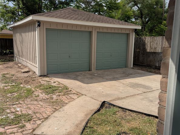 5737 Alvarado Drive, Houston TX 77035