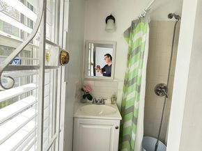 2003 Alta Vista Street, Houston TX 77023