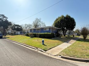 2003 Alta Vista Street, Houston TX 77023
