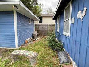 2003 Alta Vista Street, Houston TX 77023