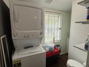 2003 Alta Vista Street, Houston TX 77023