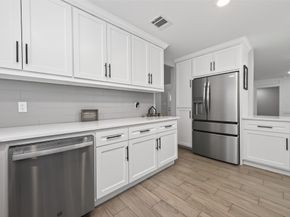 2127 Whispering Trails Circle, Kingwood TX 77339