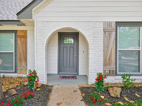 2127 Whispering Trails Circle, Kingwood TX 77339