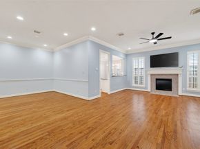 5835 Val Verde Street, Houston TX 77057