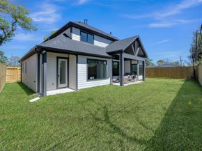9537 Kerrwood Lane, Houston TX 77080