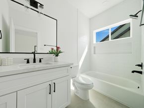 7723B Hammerly Boulevard, Houston TX 77055