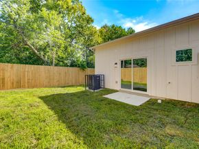 6710 Kassarine Pass A/B, Houston TX 77033