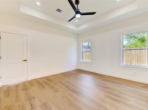 6710 Kassarine Pass A/B, Houston TX 77033