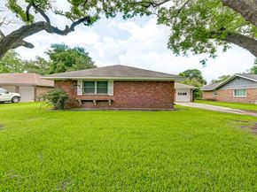 6119 Reamer Street, Houston TX 77074