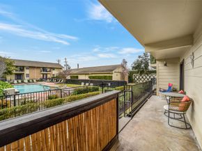 3131 Cummins Street 31, Houston TX 77027