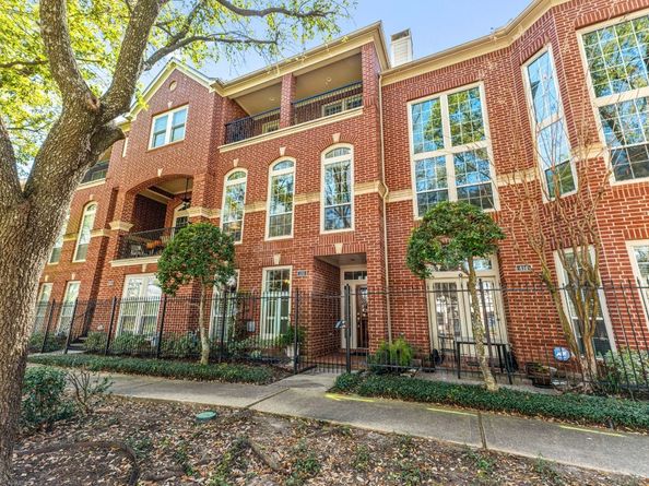 416 McGowen Street, Houston TX 77006