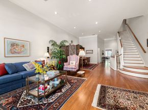 416 McGowen Street, Houston TX 77006
