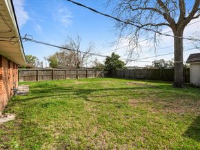 2423 Metz Street, Houston TX 77034