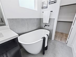 7210 England Street, Houston TX 77021