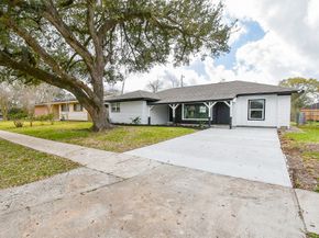 6513 Jackwood Street, Houston TX 77074