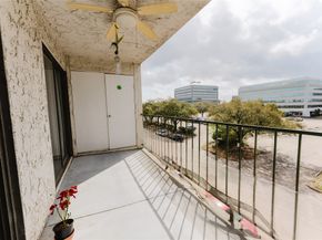 2818 S Bartell 34, Houston TX 77054