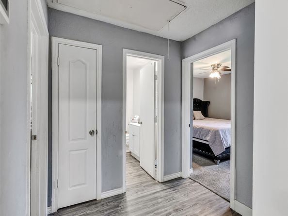 5739 Waterford Drive, Houston TX 77033