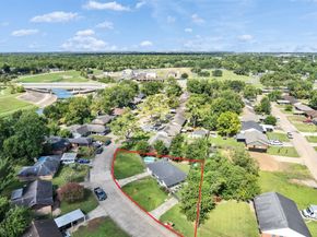 5739 Waterford Drive, Houston TX 77033