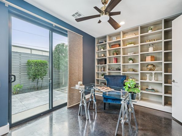 5929 E Post Oak Lane, Houston TX 77055