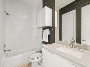 5929 E Post Oak Lane, Houston TX 77055