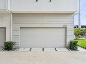 5929 E Post Oak Lane, Houston TX 77055