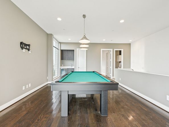 5929 E Post Oak Lane, Houston TX 77055